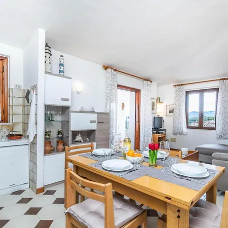 La Lampara House - Happy Apartment